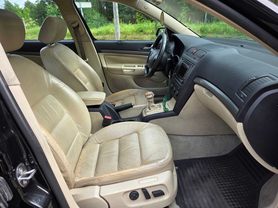 Skoda Octavia Break 2.0TDI DSG NACIONAL 228.800kms