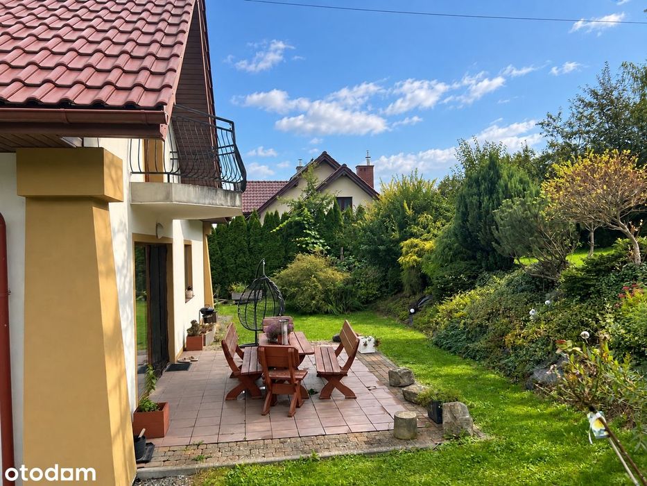 Bochnia – dom z zagospodarowanym ogrodem na sprzedaż