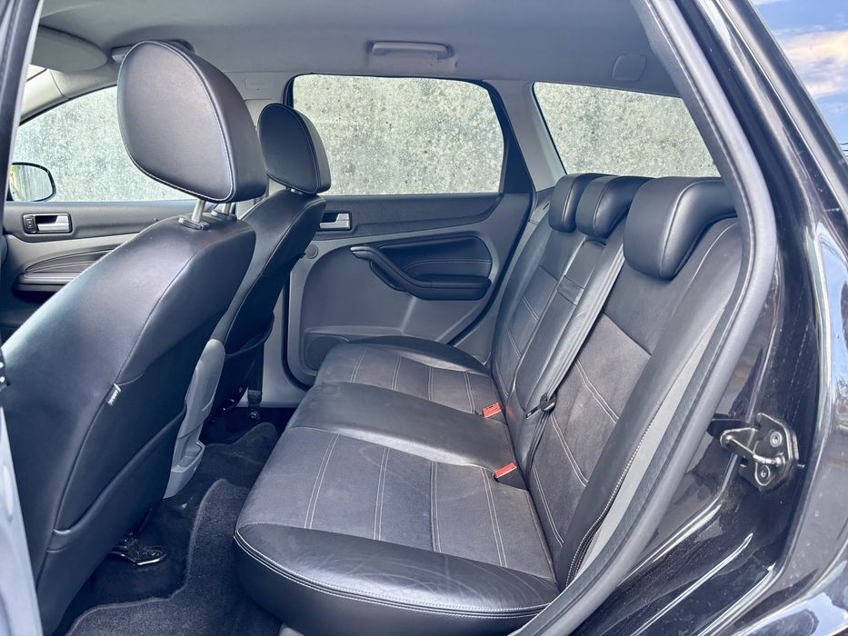 Ford Focus SW — fotografia 7