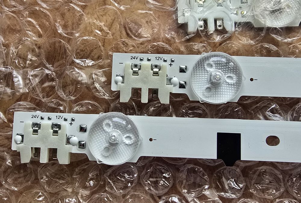 LED підсвітка Samsung TV 32" D2GE- 320SC0-R3 UE32F4515AK, UE32F5000AW, UE32F5005AK, UE32F5050AK, UE32F5300A