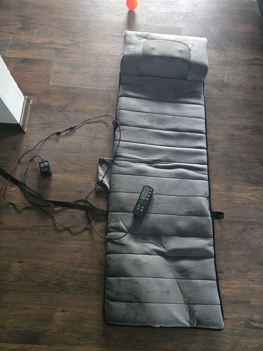 Mata masująca Shiatsu Materac masujący z wibracją grzaniem z nefrytem