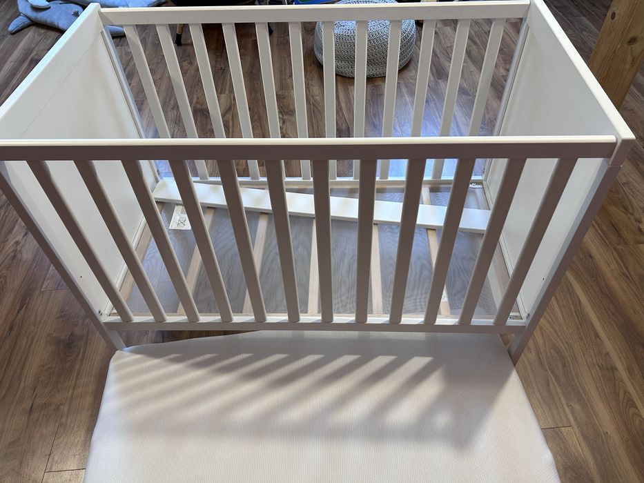 Łóżeczko dziecięce ikea sundvik