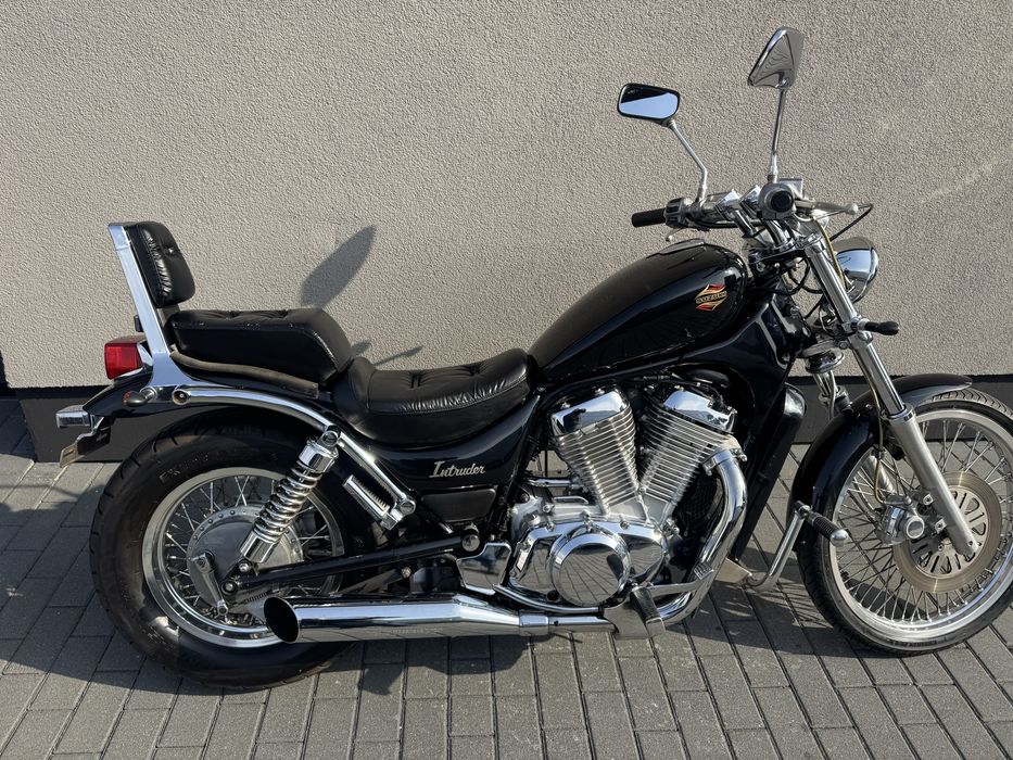 Suzuki Intruder VS750