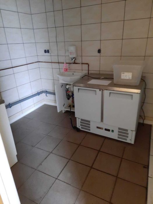 Kontener barak pomieszczenie gospodarcze sklep