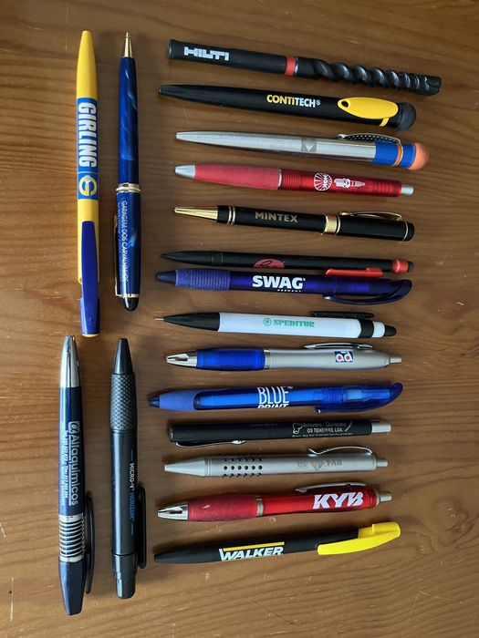 Canetas coleção de diversas empresas