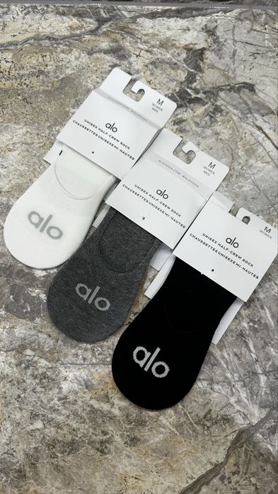 Носки Alo короткі