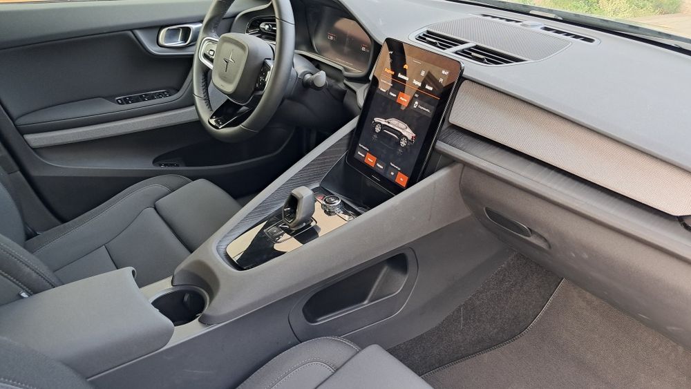 POLESTAR 2 Volvo Європа 64kWh, 165kW