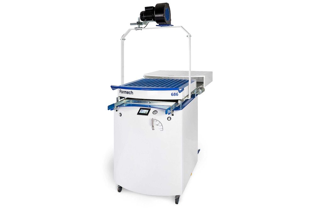 Máquina termoformagem FORMECH 686