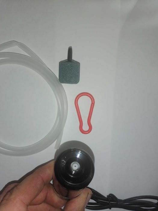 Компрессор бесшумный для аквариума от usb