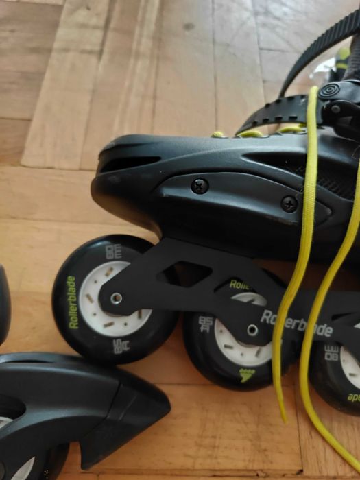 Rolki Rollerblade RB Cruiser, rozm. 44,5, prawie nowe, komplet + ochraniacze
