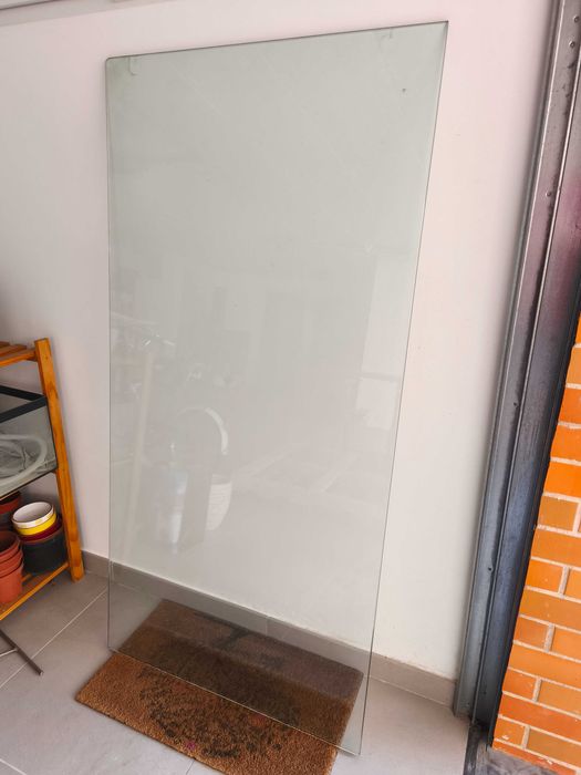 Vidro temperado de 160cmX78,5cmX1cm