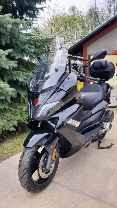 Motocykle skuter