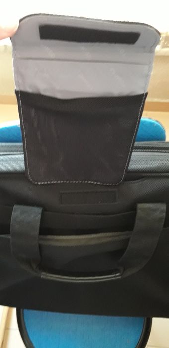 Mala Toshiba para portátil, preta, como nova