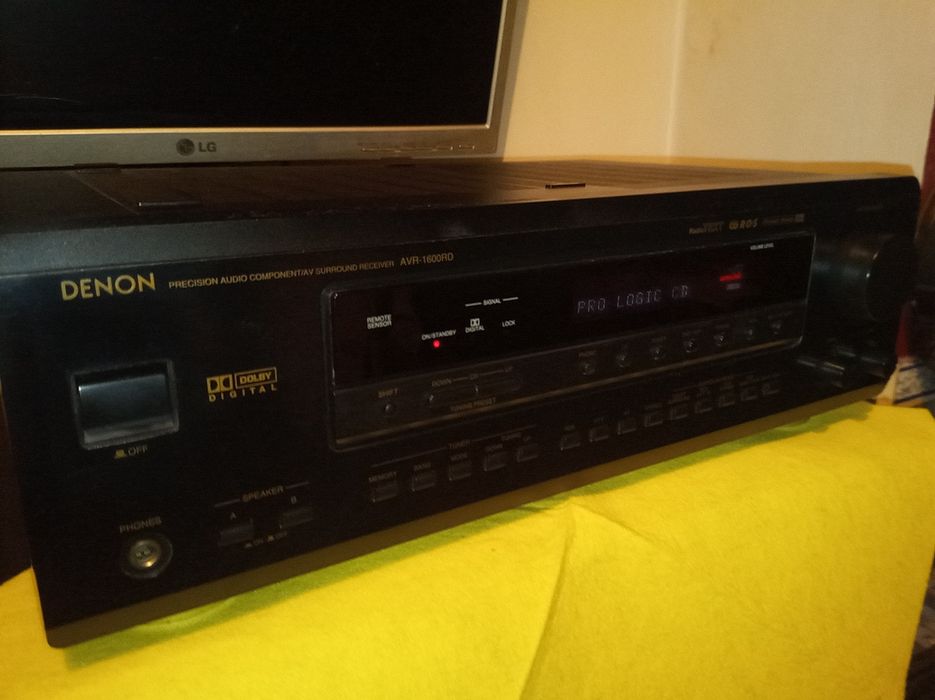 Amplificador com rádio Denon AVR 1600RD