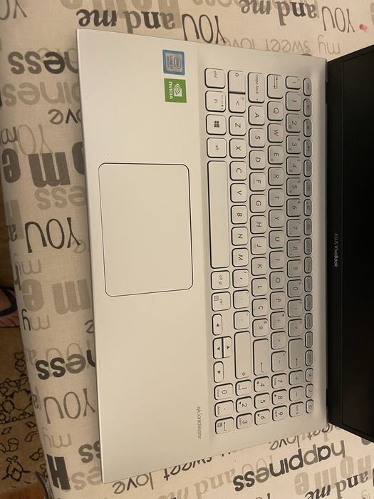 Vendo Chassis de Portatil Asus VivoBook 15 em excelente estado