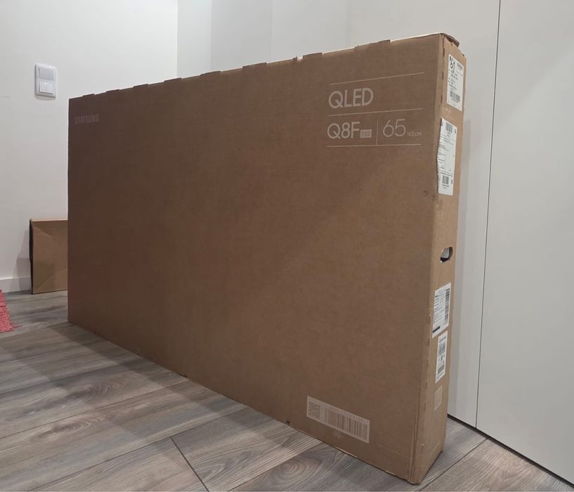 TV QLED SAMSUNG TQ65Q8FAAUXXC Nova 3 anos garantia
