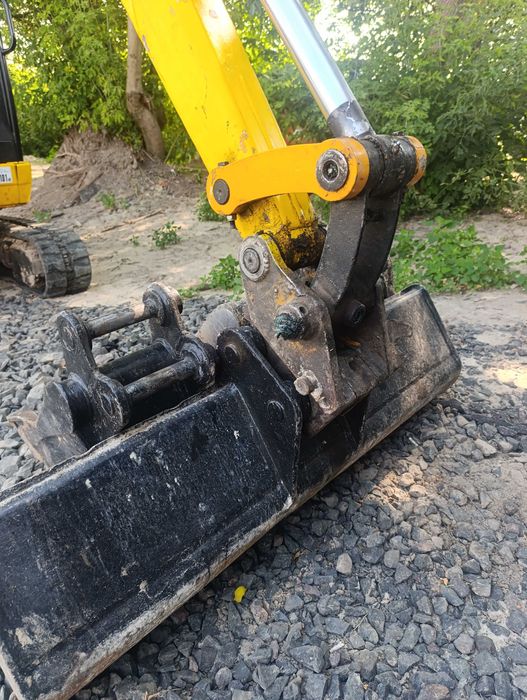 Продам міні екскаватор JCB 8025 2007 року