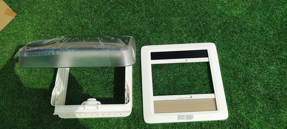 Clarabóia DOMETIC Mini Heki Style