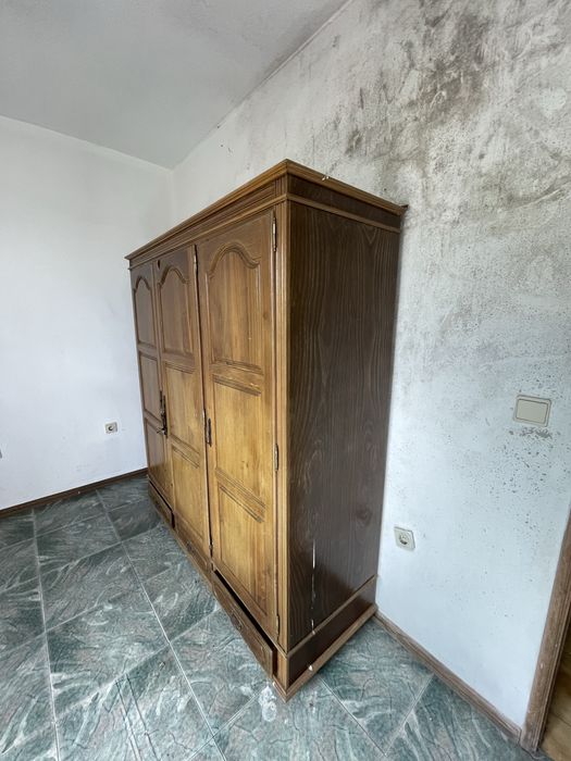 Guarda roupa/ Roupeiro