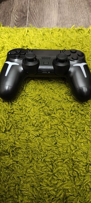 Контролер для PS4