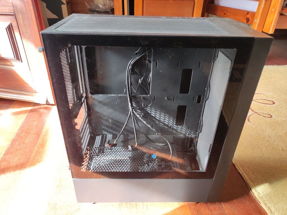 Caixa de computador Hummer blaster