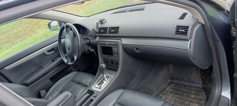 Продам  Ауді  А4 В6 Газ-Бензин 2.4