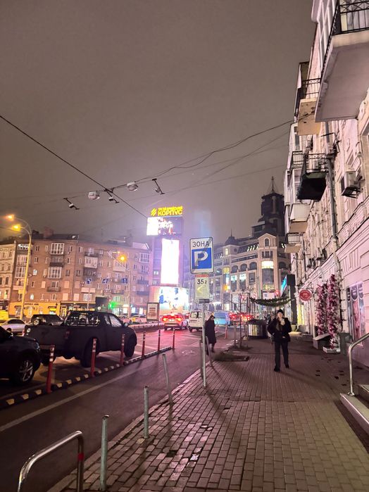 Басейна, 15 Нежитлове приміщення  90кв.м.  м."Палац спорту"