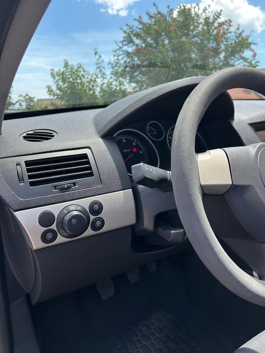 Opel astra 1.3 CDTI cosmo