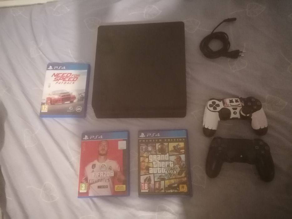 Vendo ps4 500gb bom estado
