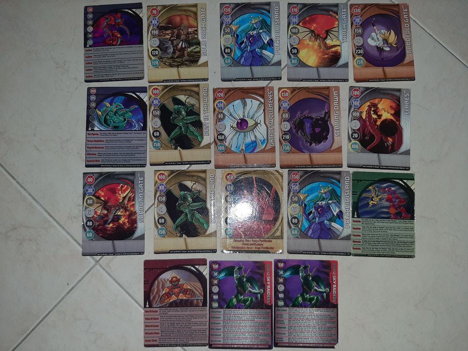 Cadernetas cartas cromos invizimals panini gormiti bakugan redakai tri