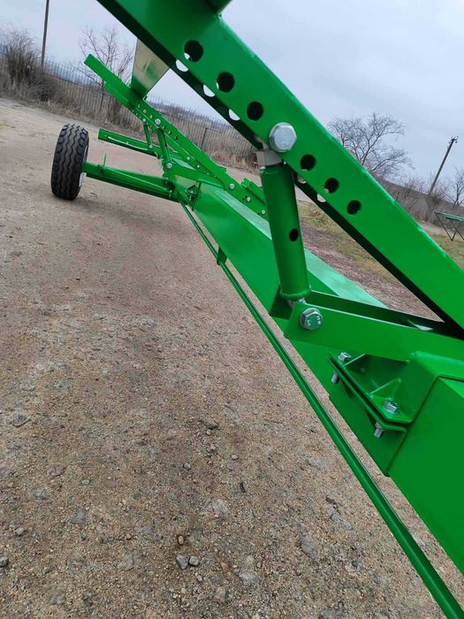 Візок для жниварки Тележка для жатки7-2 м уніерсальний наголовник