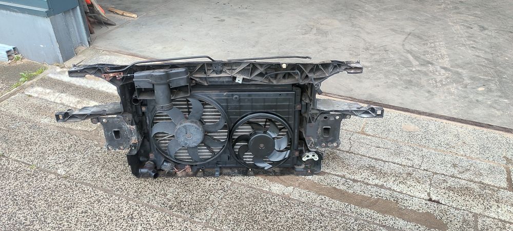 Altea Leon II Toledo III 1.6 MPI 1.6 1.9 TDI  2.0 FSI pas przedni KOMPLETNY