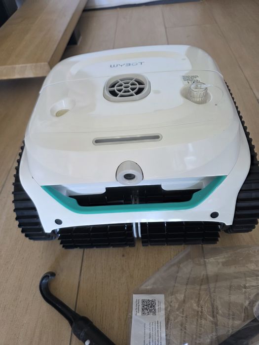 Sprzedam robot basenowy WYBOT C2 Vision AI C2V.