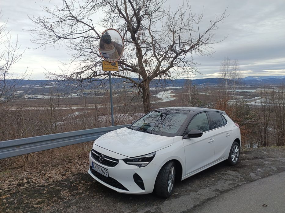 Sprzedam opel corsa f 2022