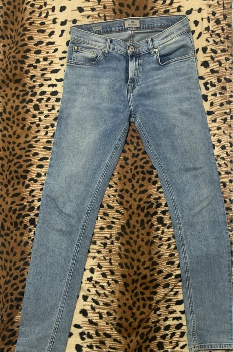 Класичні джинси.