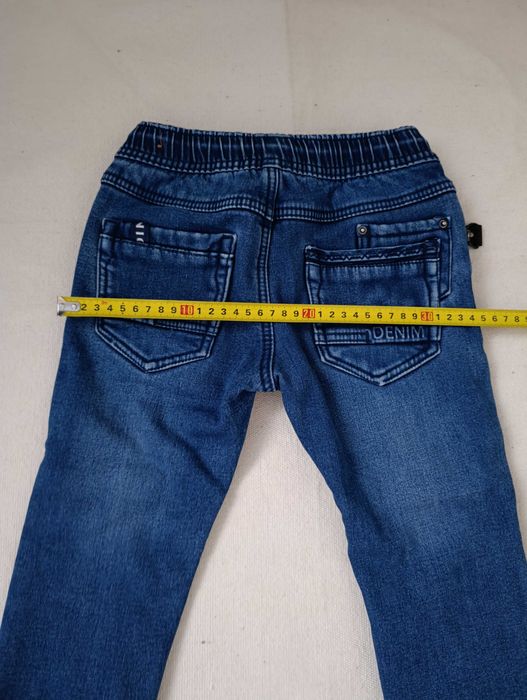 Джинси утеплені, хлопчику 4 рочки