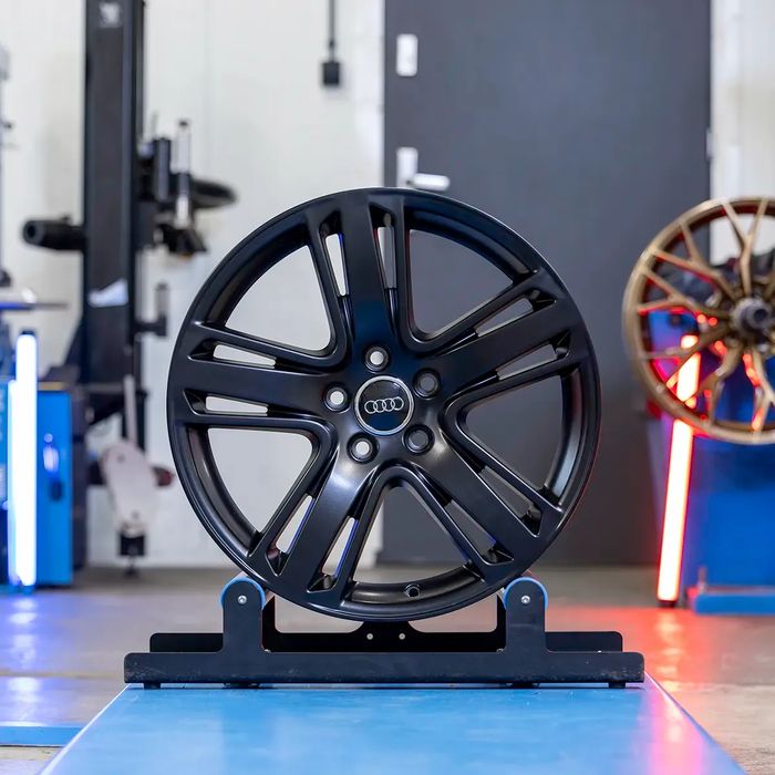 NOWE ORYGINALNE Felgi Audi 18" A3 A4 A6 A8 Q3 TT