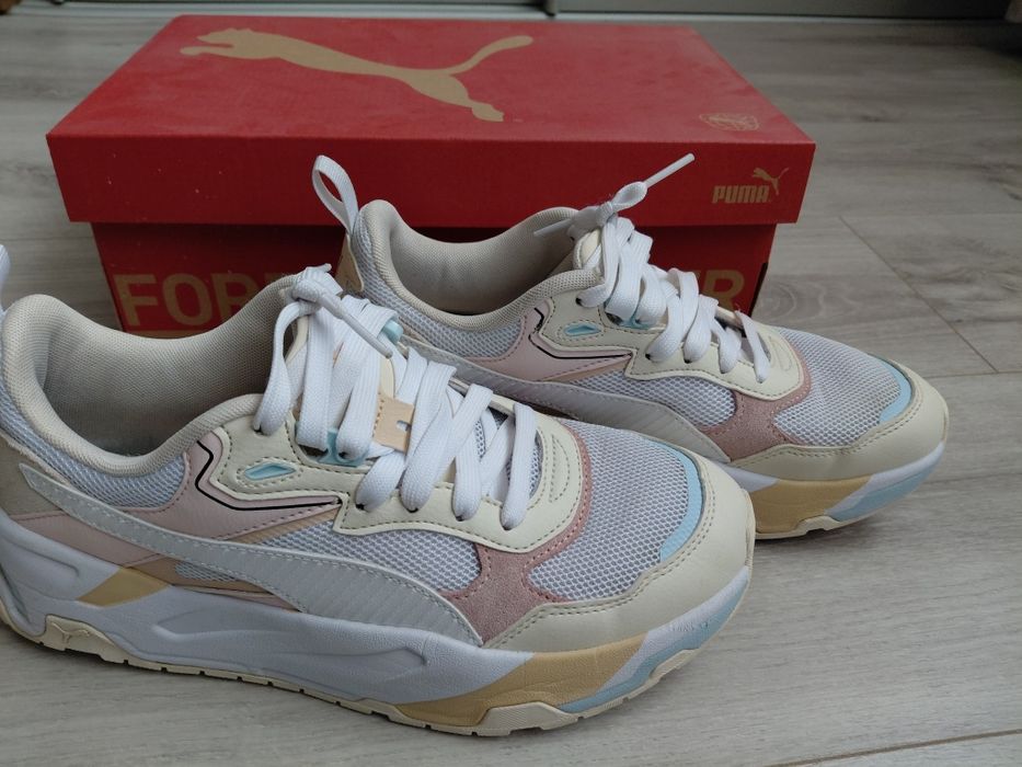 Кросівки жіночі Puma