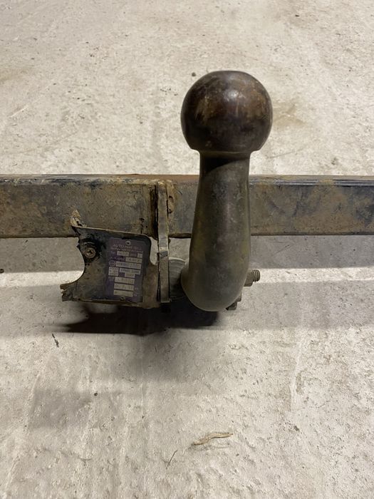 Фаркоп для Renault Laguna 2