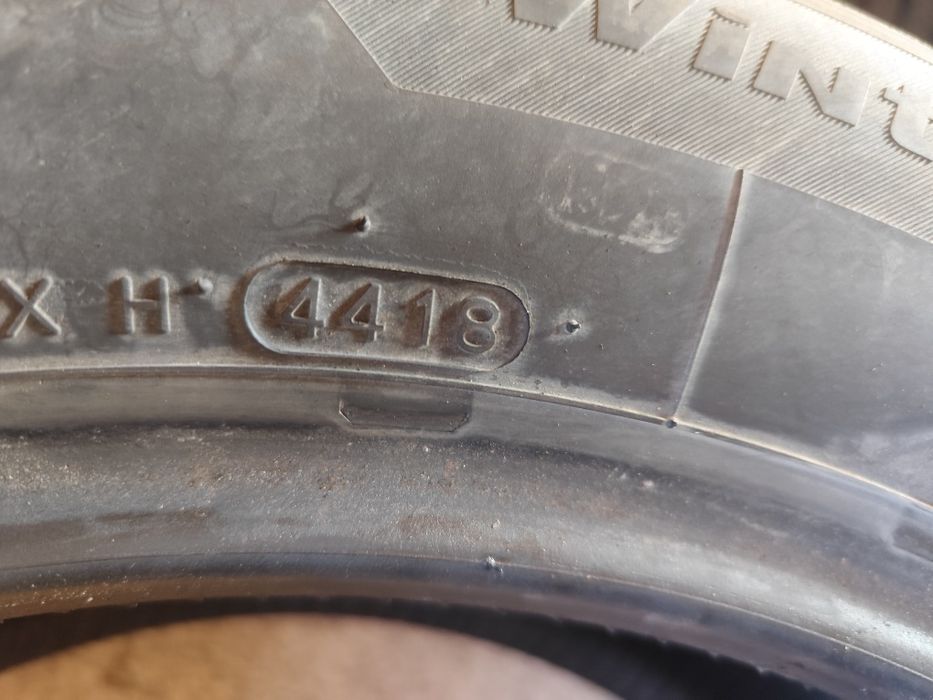 Komplet opon zimowych Hankook  225/60/r17