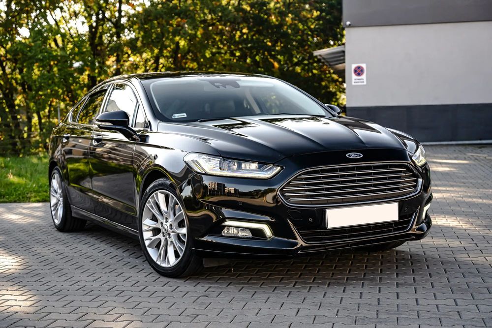 Ford Mondeo Ford Mondeo MK5 - 180KM - 18tki - LiftBack - BLACK