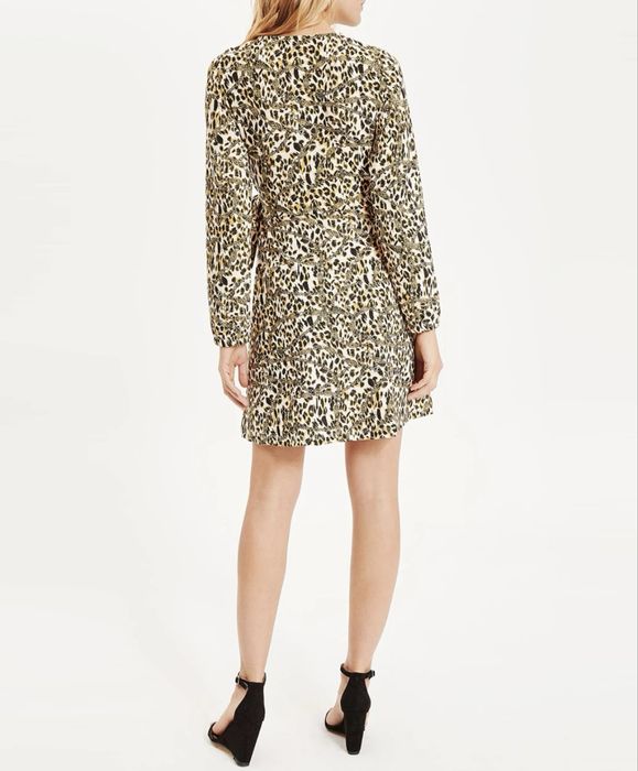 Плаття з яскравим принтом