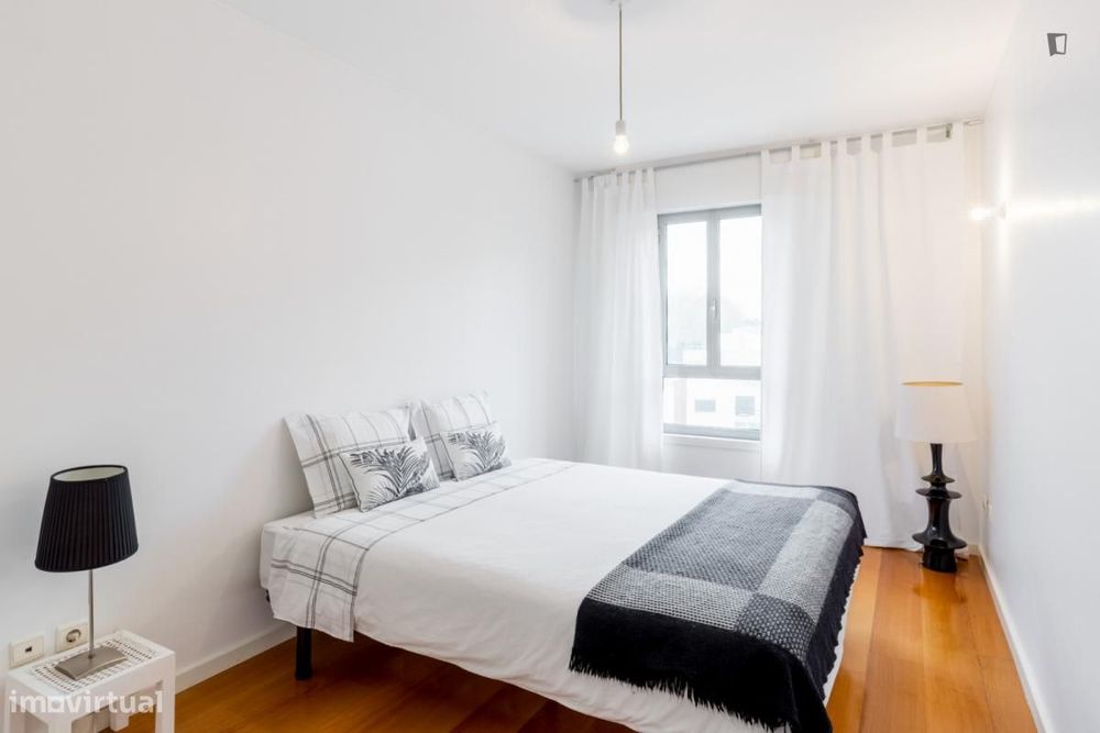 Apartamento com 1 quartos - localizado em Ramalde Porto