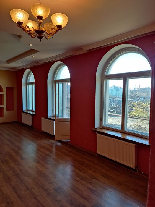 Сдаётся в аренду Шикарный и просторный дом в два этажа, огород беседк