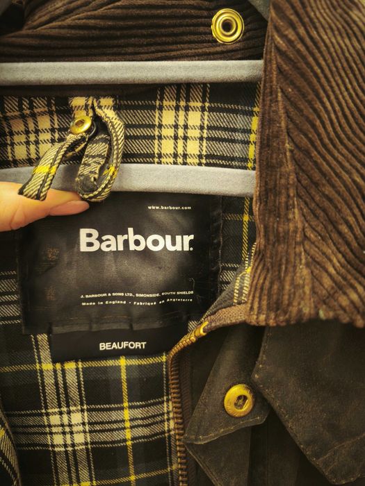 Kurtka BARBOUR myśliwska z kieszenią tylnią a