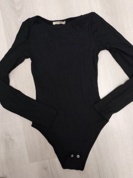 Боді Лонг з відкритою спиною Pull& Bear