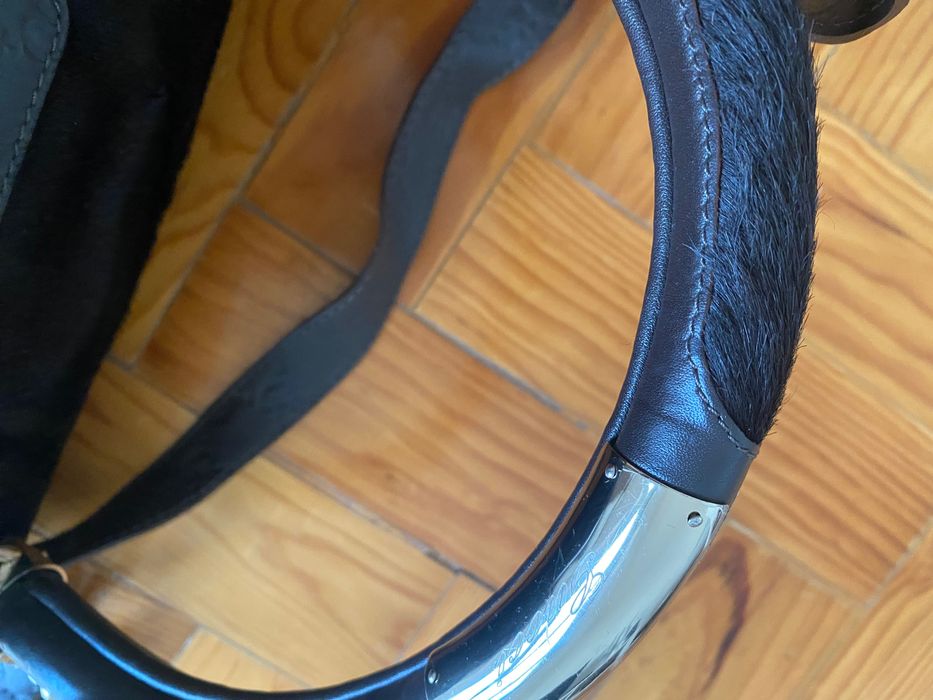 Bolsa/Carteira Gucci em pele poney cor castanho oscuro