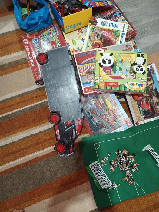 Vários jogos Legos , puzzle pista de madeira