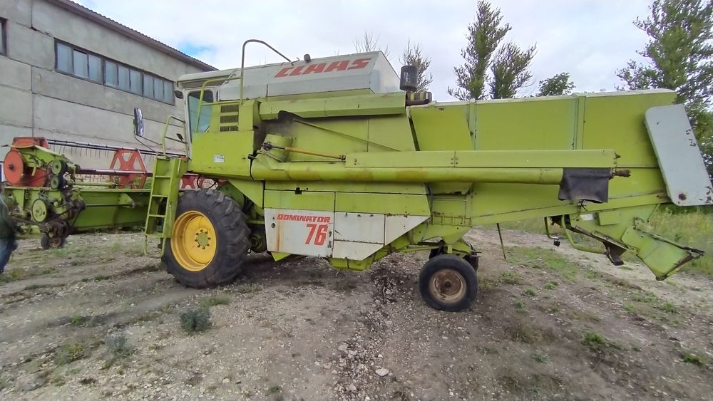 Claas dominator 76