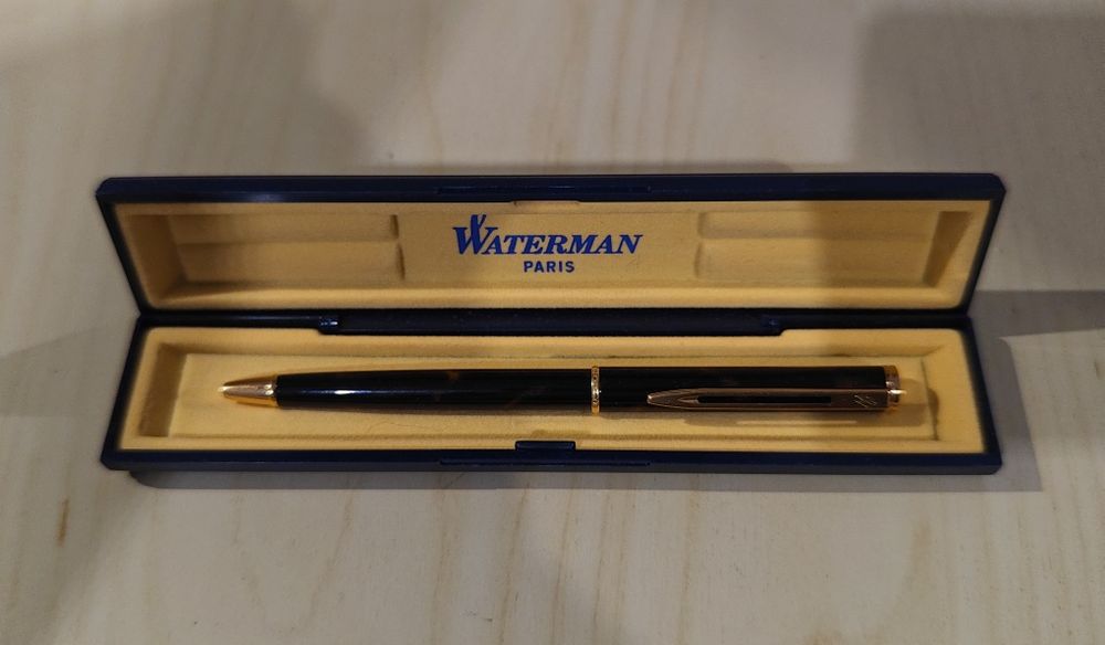 Caneta Waterman nova